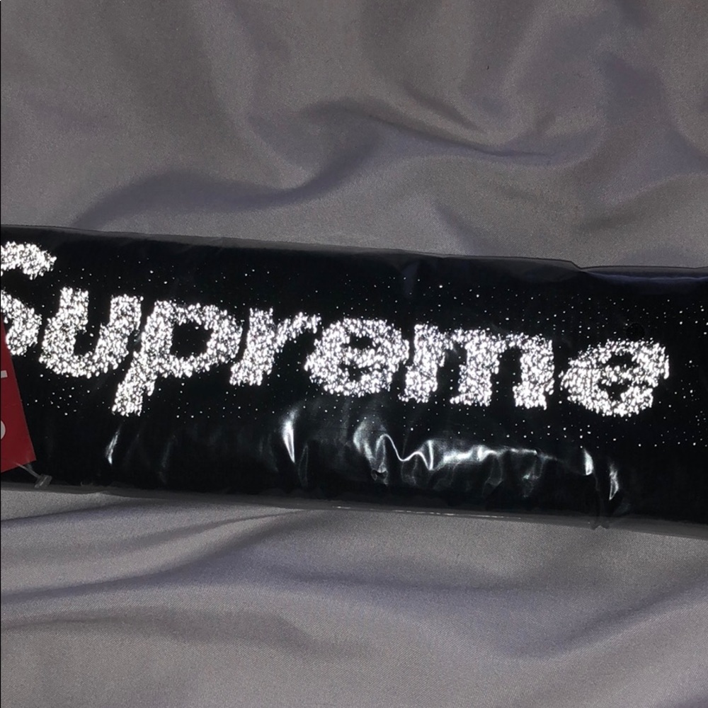 Reflective black supreme headband